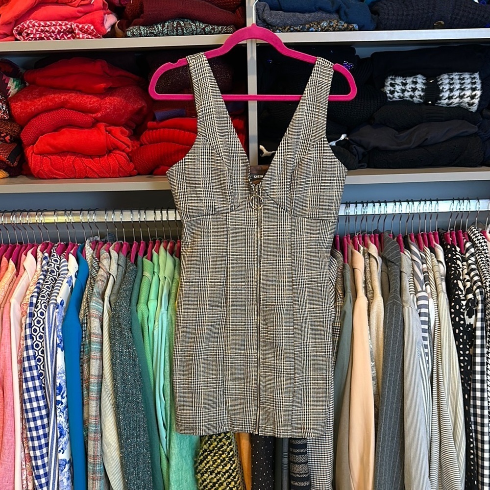 SHEIN brown plaid v neck front zipper closure dress size S